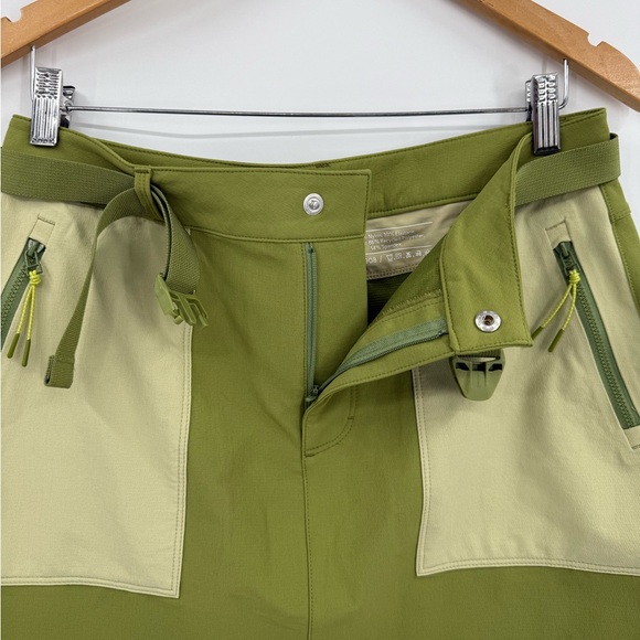 NWT Outdoor Voices RecTrek Belted Utility Skirt in Juniper / Flax | Size Medium - Picture 5 of 8